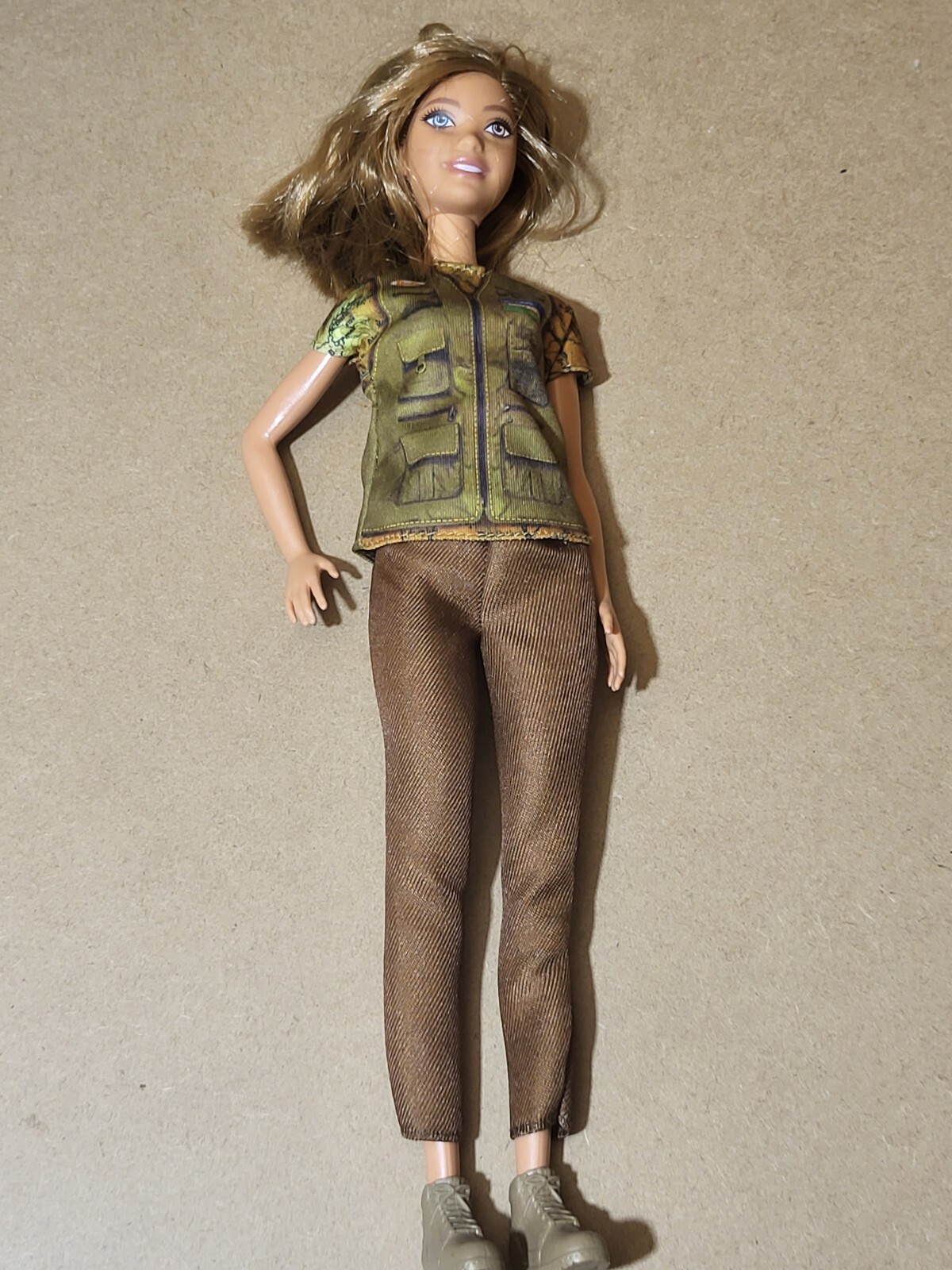 Barbie Career National Geographic Photojournalist Doll outfit EUC C196B
