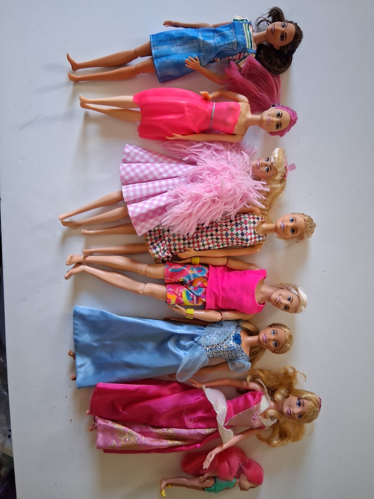 Barbie Fashion Dolls Blonde Pink Brown Hair Blue Eyes Articulated Outfits Lot 7