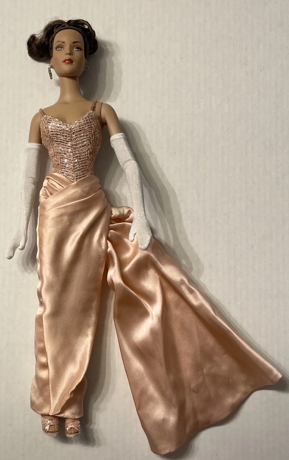 Tonner 2004 TYLER WENTWORTH PORTRAIT GLAMOUR 16” Fashion Doll TW9411 LE 1000