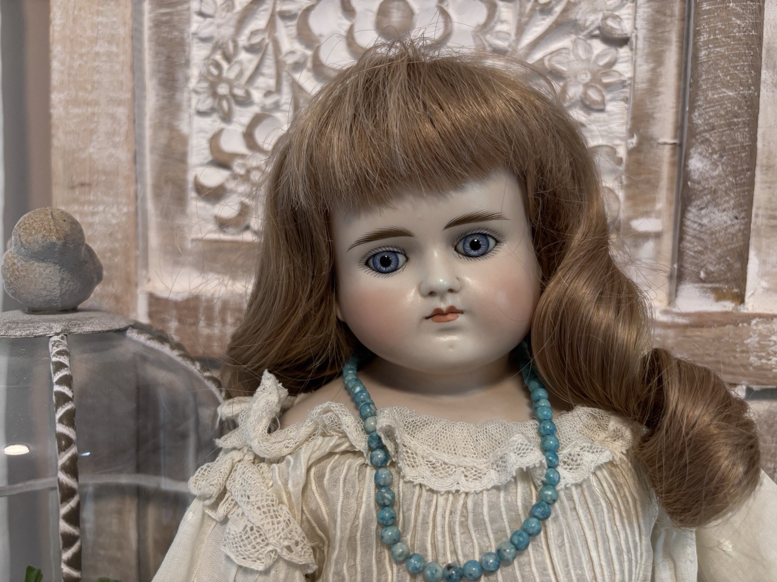 Antique Alt, Beck & Gottshchalck Turned Head #639 on Kid Leather Fashion Body