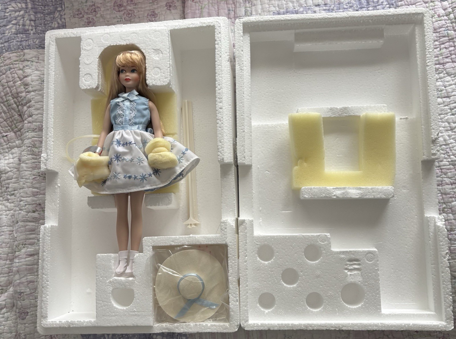 1993 Limited Edition 30th Anniversary From 1964 Porcelain Skipper Mattel Barbie
