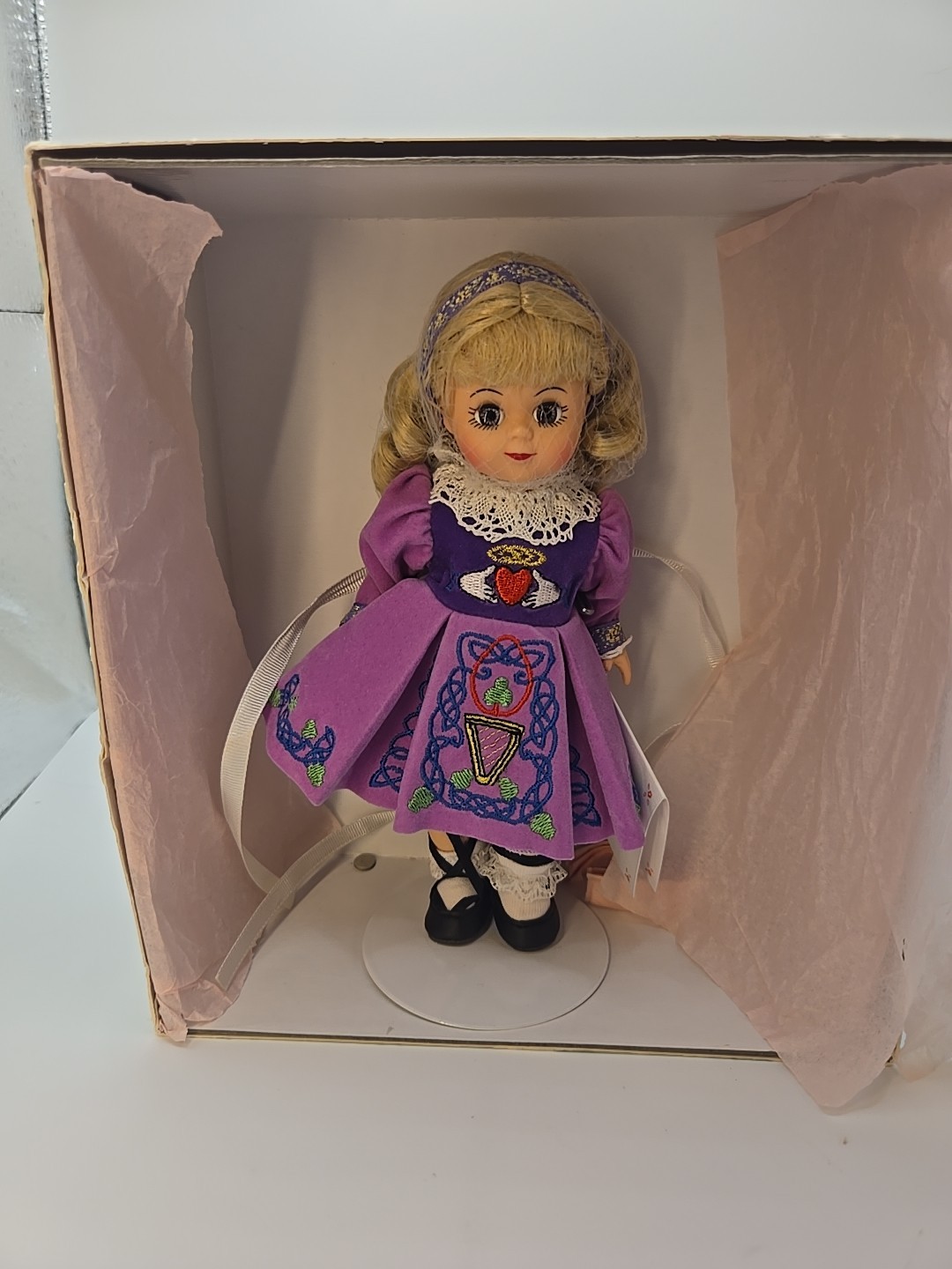 Madame ALEXANDER “Celtic Dancer” 8 Doll 34145 Orig. Box w/ tags and reg card