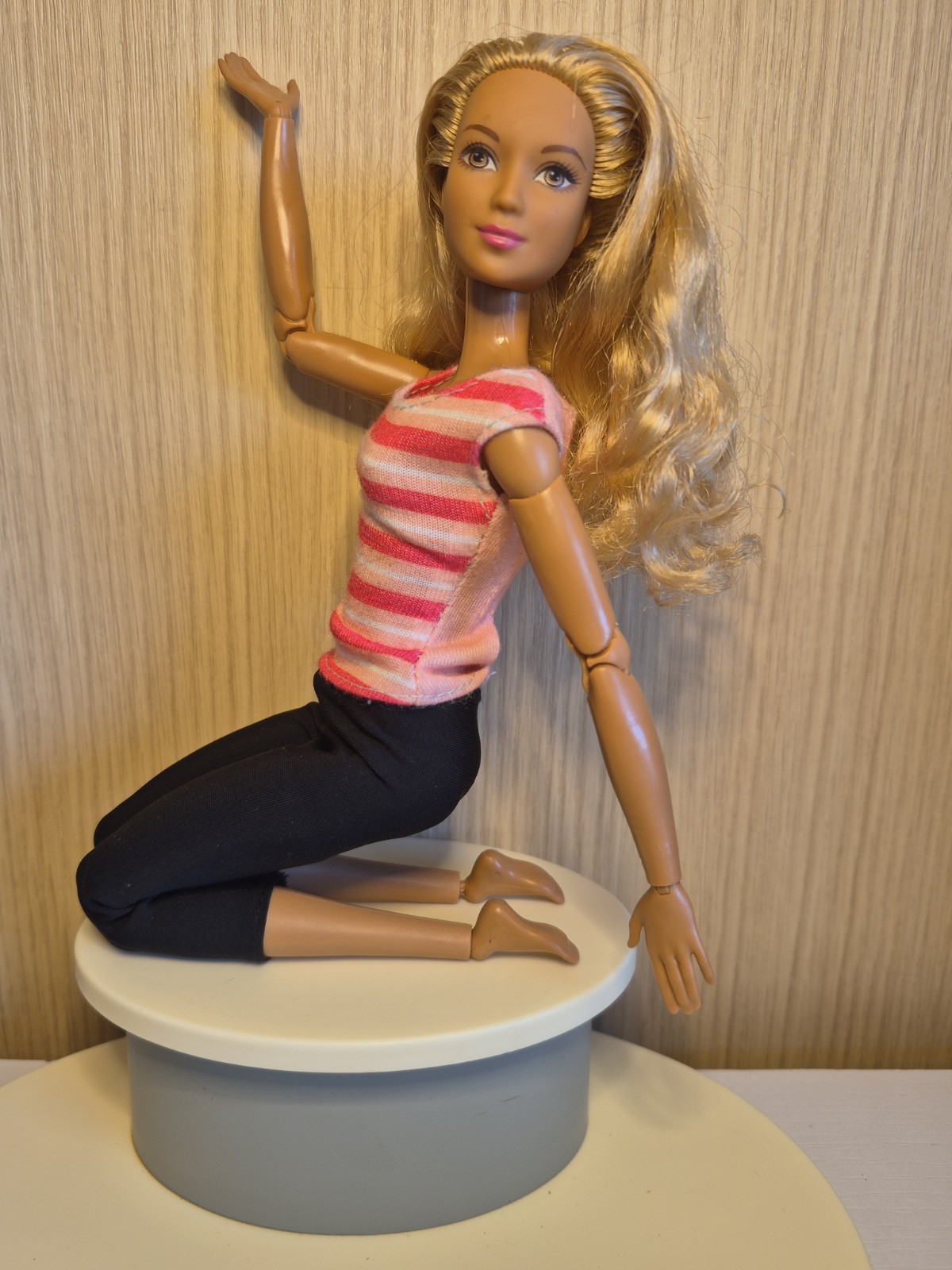 2015 Mattel Barbie Yoga Made to Move Lea Face Mold Blonde Curly Hair