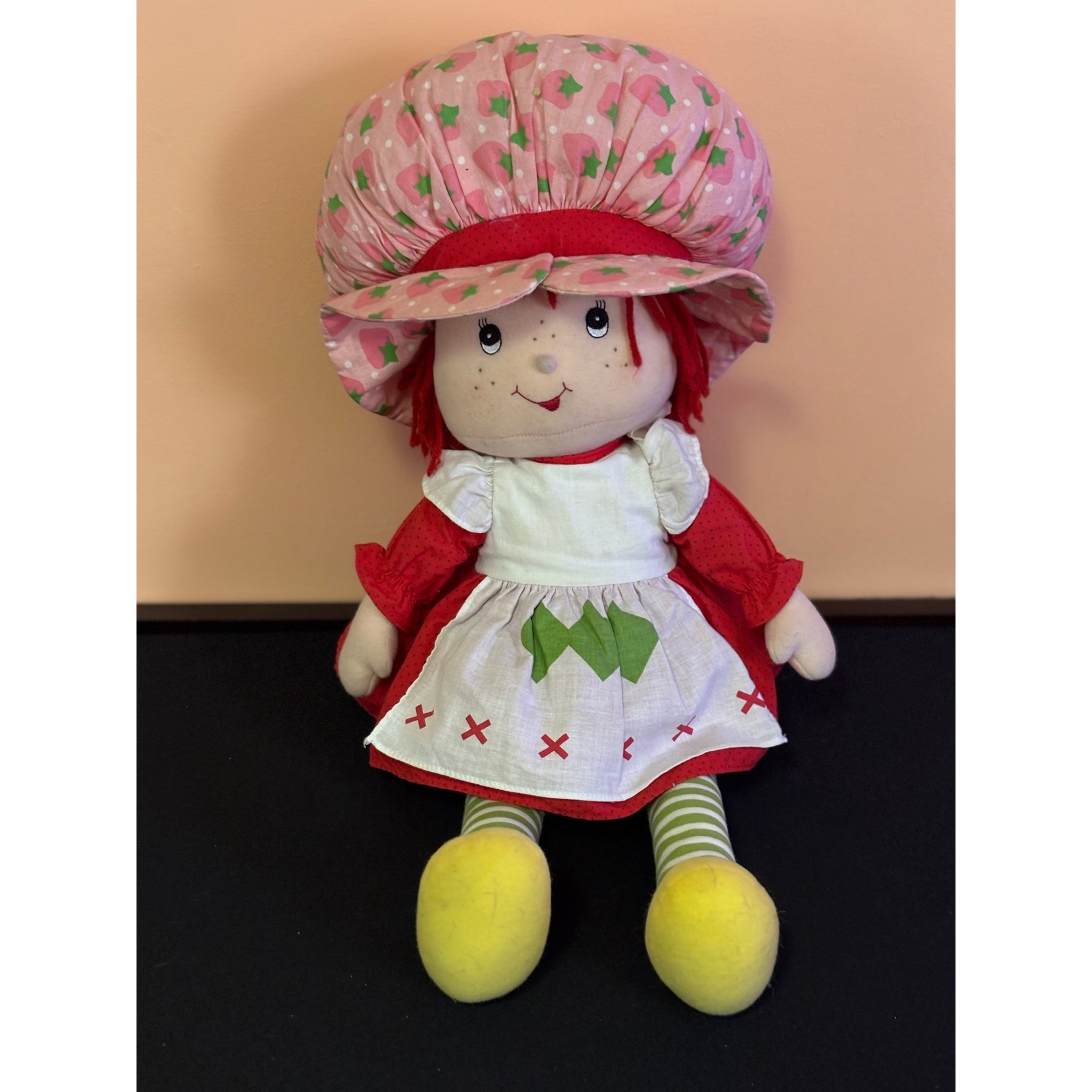 Madame Alexander Strawberry Shortcake Cloth Rag Doll 2007 Red Yarn Hair 22 Inch