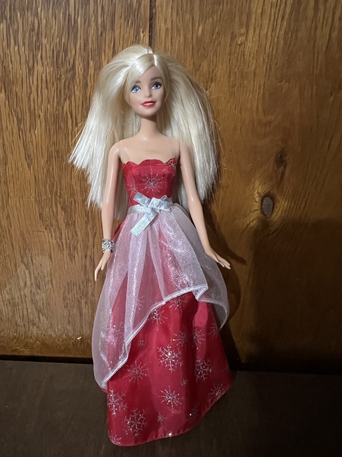 2015 Mattel HOLIDAY SPARKLE Christmas BARBIE Doll Blue Eyes Blonde Hair Shoes