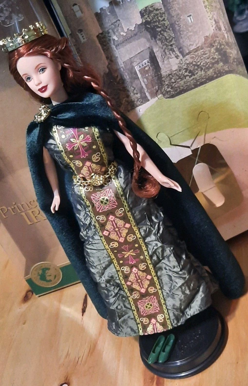2001 Princess of Ireland Barbie Doll Dolls of the World Collection Open Box Fair