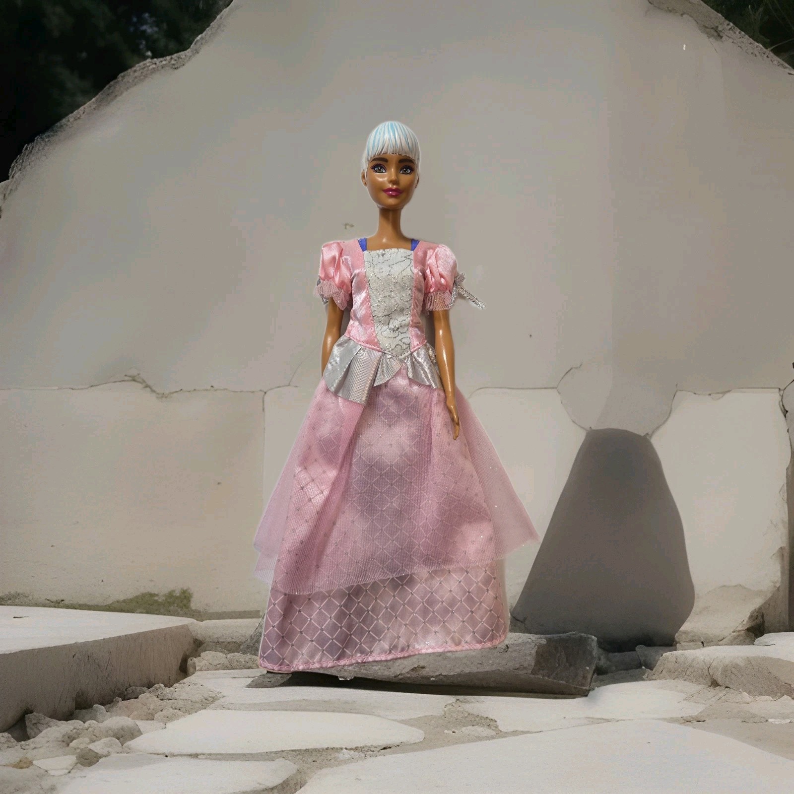 Steffi Love – Simba – Dress Barbie Color Reveal Doll Fashionista Redress C254