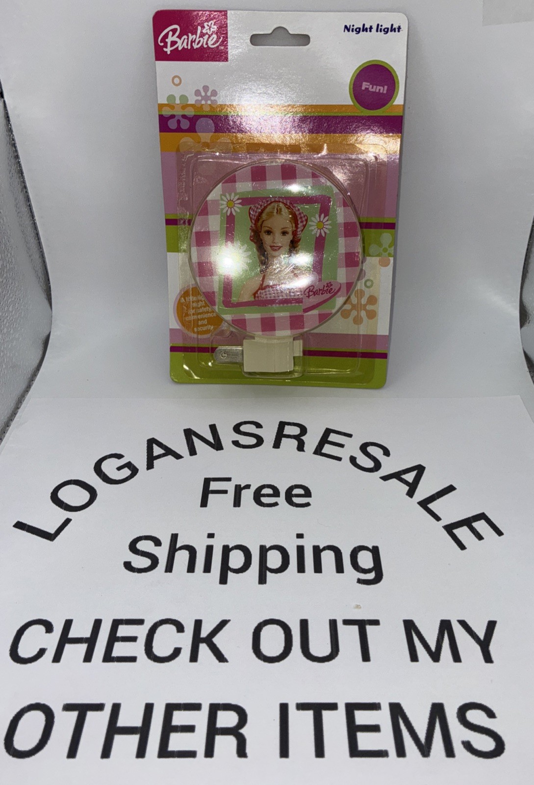 ? Barbie Plug In Indoor Night Light with Rotating Shade New FREE SHIPPING