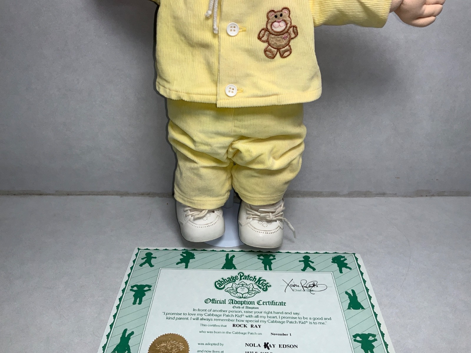 1985 Cabbage Patch Kids Doll Yellow Corduroy Outfit, Hat Wheat loop Hair, Papers