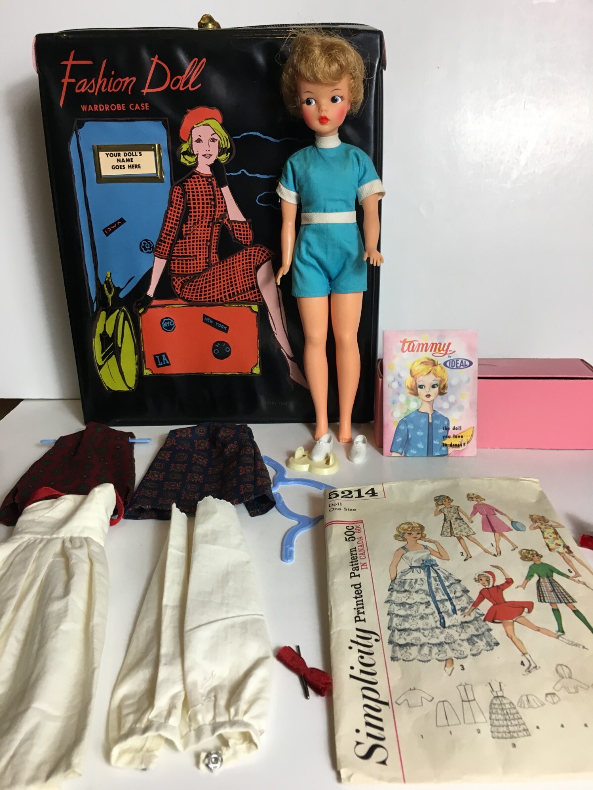 1960s Ideal TAMMY Doll LOT w/Clothing, Accessories, Miner Ind Fashion Doll Case