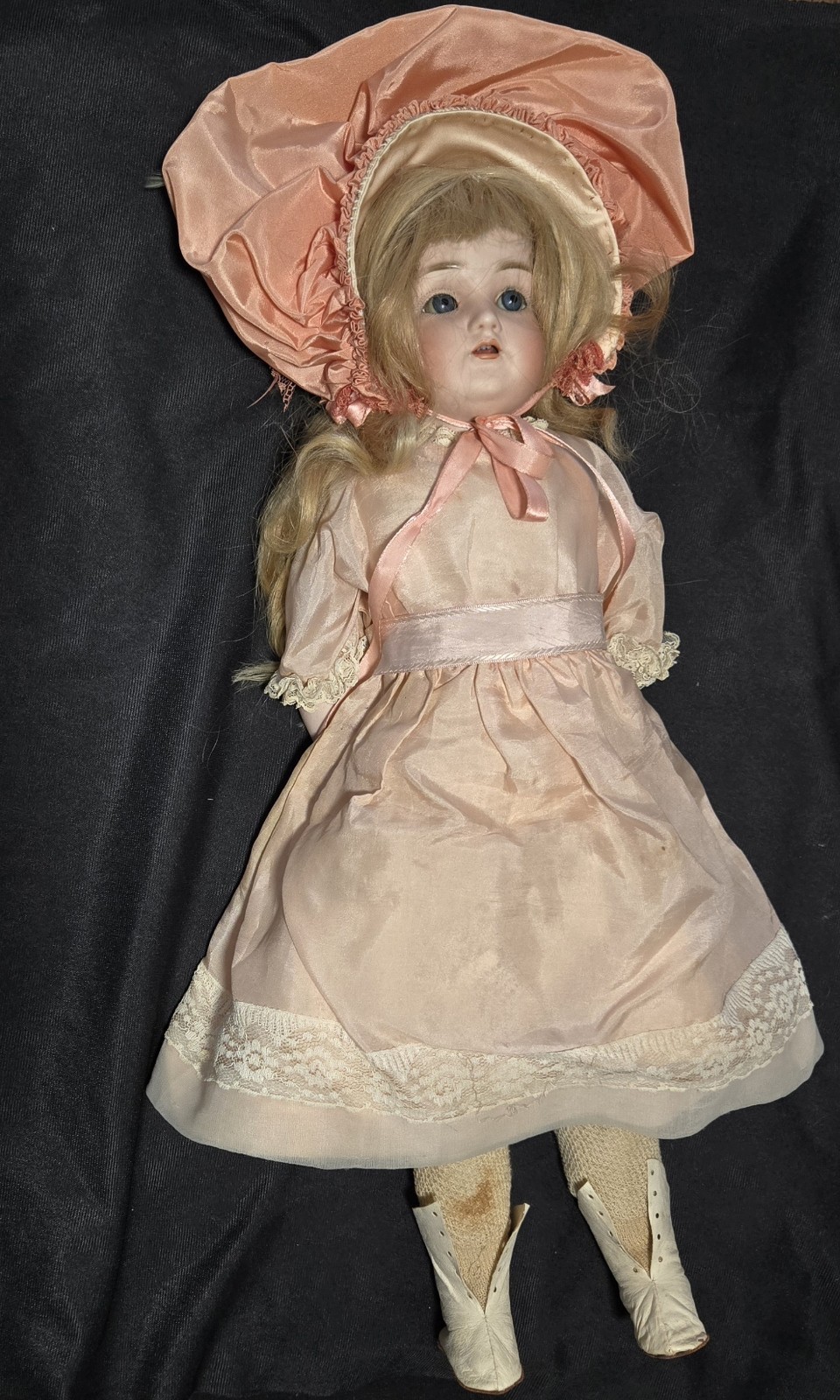 antique German made doll 154 clep stamped 7 1/2, height: 19″