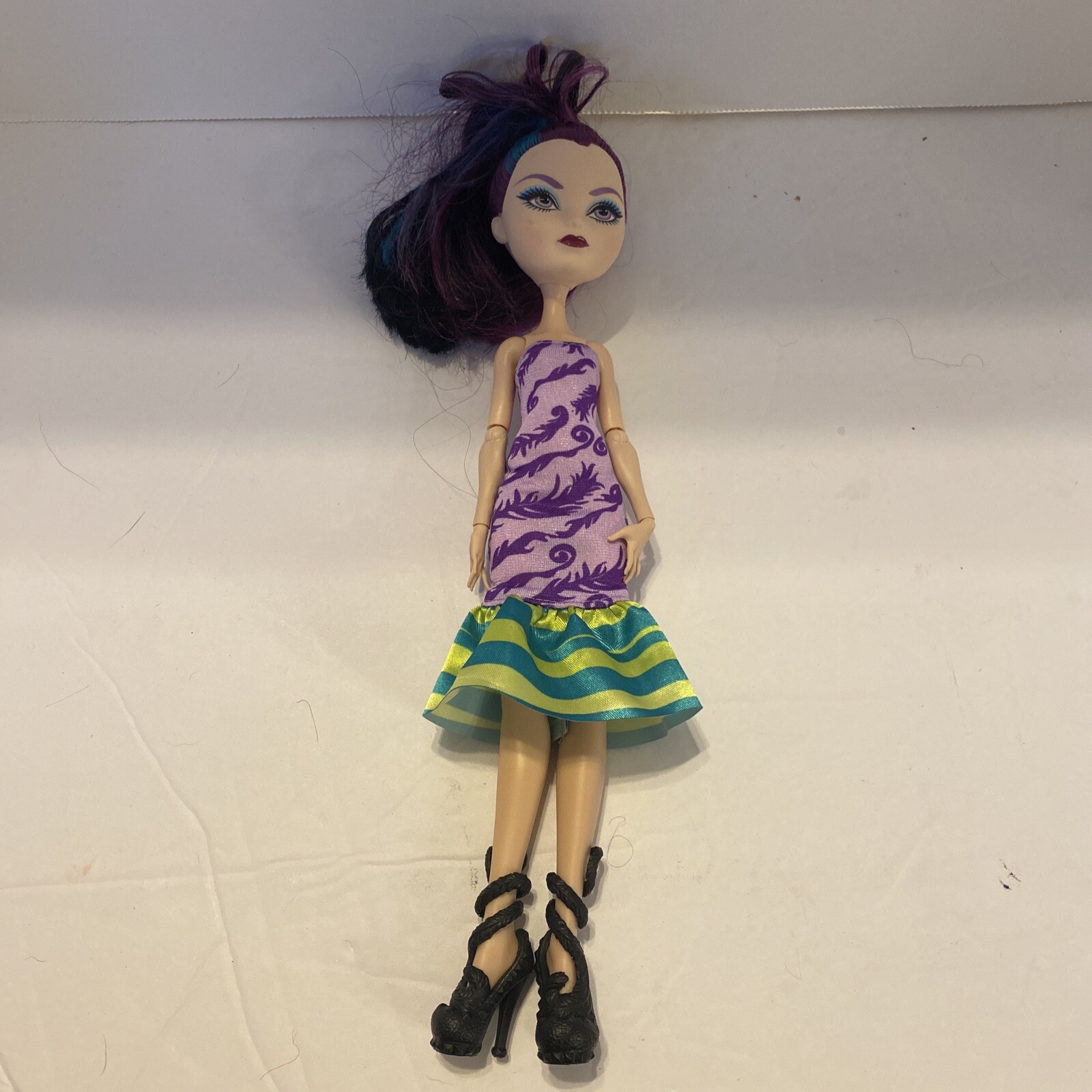 Ever After High Way Too Wonderland Raven Queen Doll