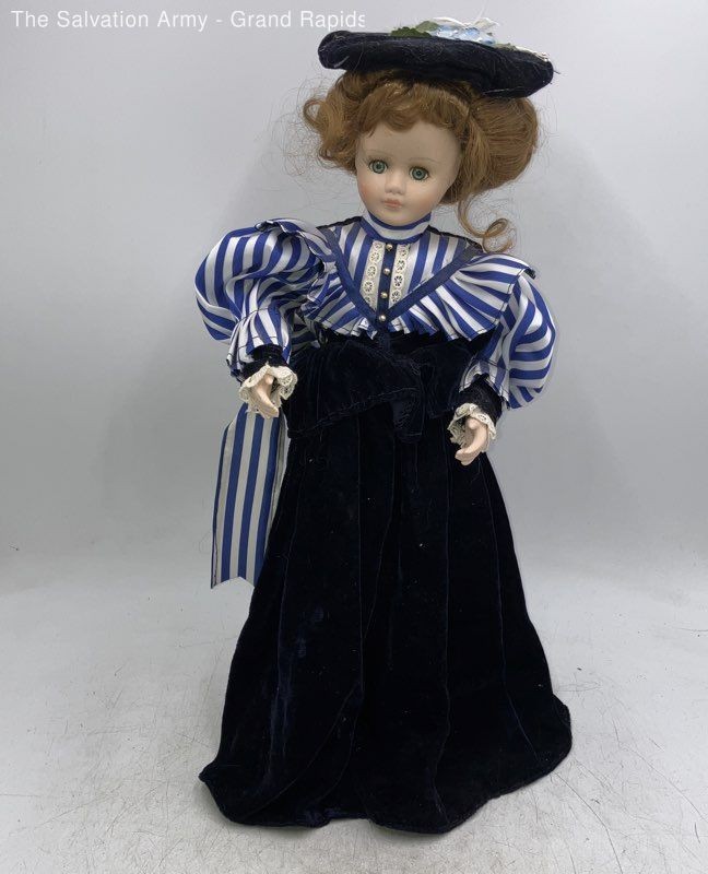 Vintage Multicolor Ceramic Varies Hair Eyes Open And Close Dolls Lot Of 3