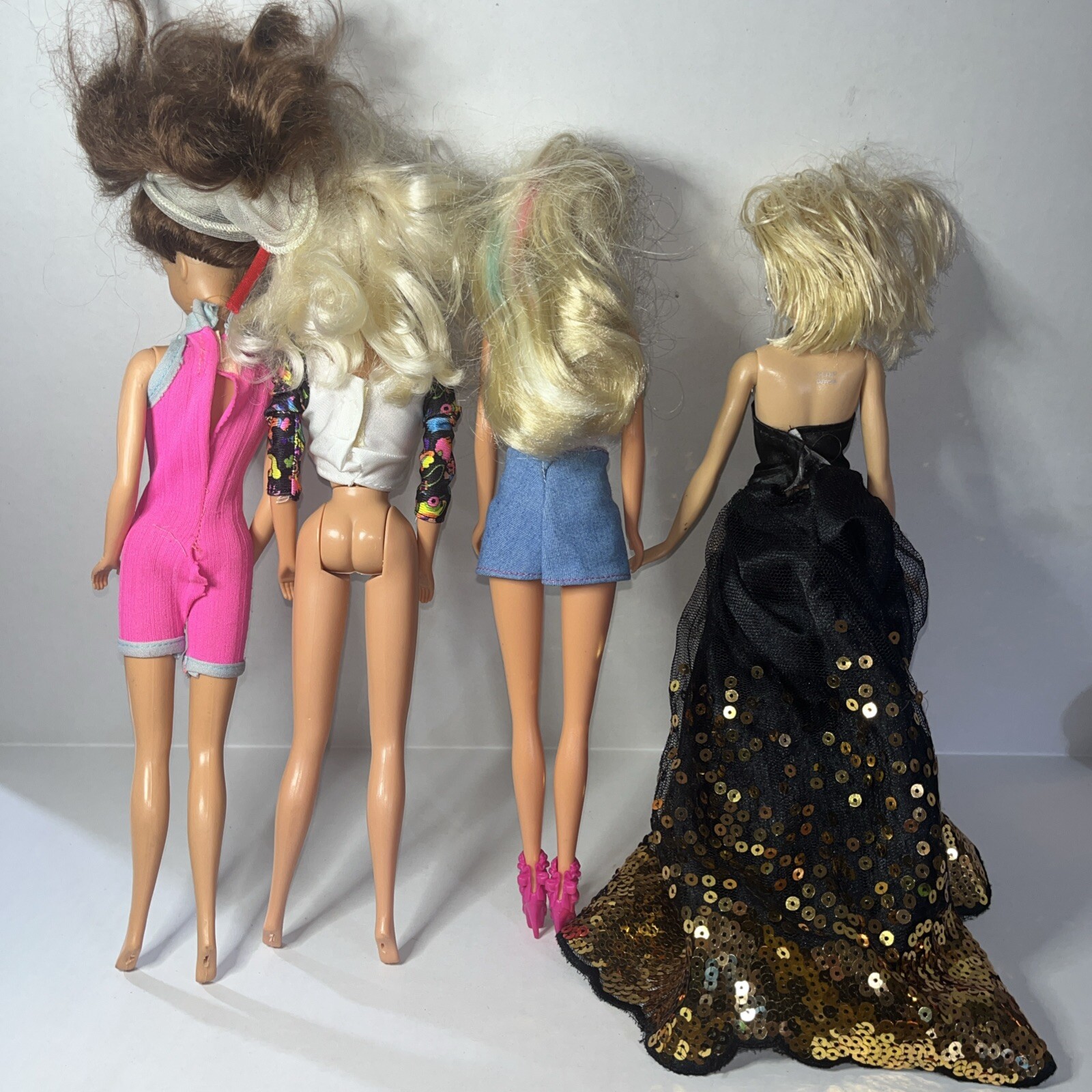 Lot of 3 11″ Mattel Barbie Dolls W/Outfits blonde & brown hair & Steffi Love