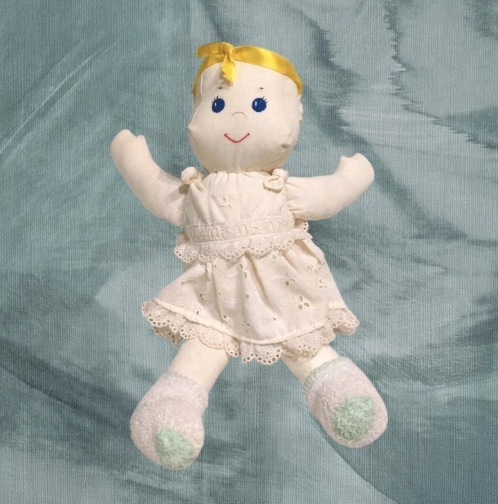 Carolee Creations Doll Soft Body Handmade Baby Sew Sweet Bald Cloth Naive 15″