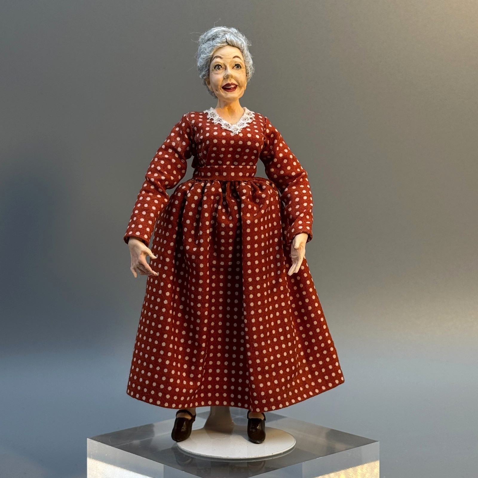 Marcia Backstrom IGMA Artisan Granny Doll Red Dress VTG Dollhouse Miniature 1:12