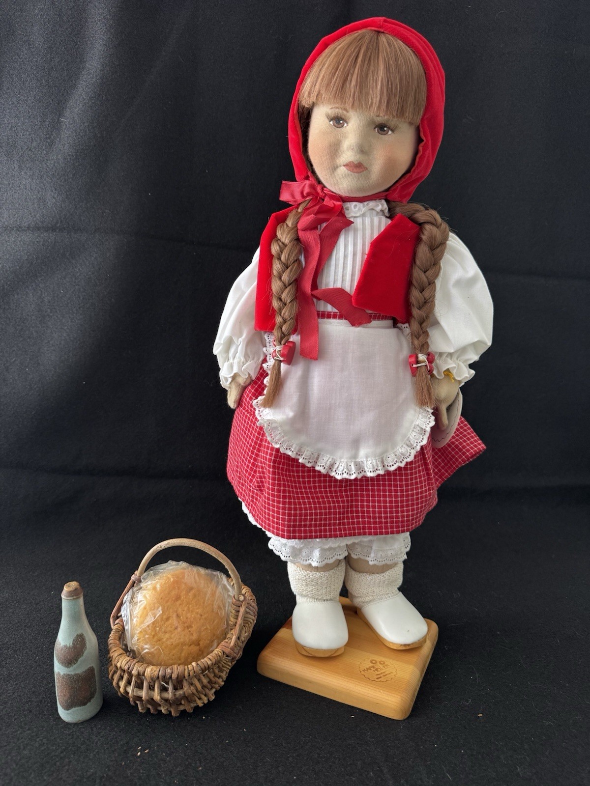 Karin Heller Rotkäppchen Little Red Riding Hood Doll 24/125 Limited Edition W Ge
