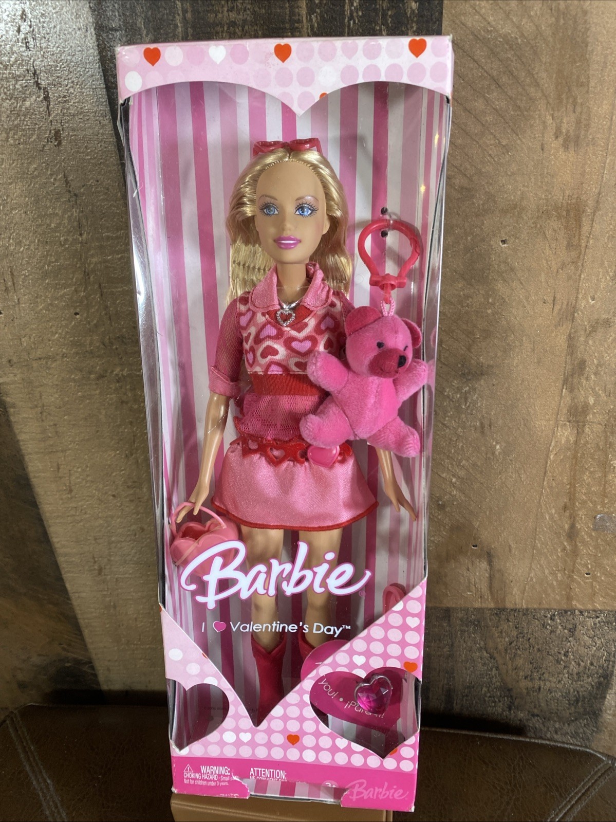 2006 I Love Valentine’s Day Barbie Doll W/ Pink Teddy Bear & Ring Vintage