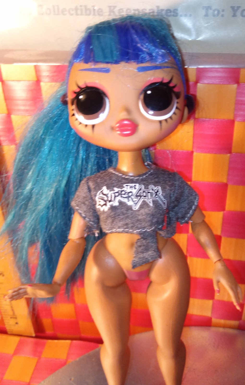 Dolls, OMG, Girl with blue hair and Girl in white outfit (UK), both 2019, 10″h b