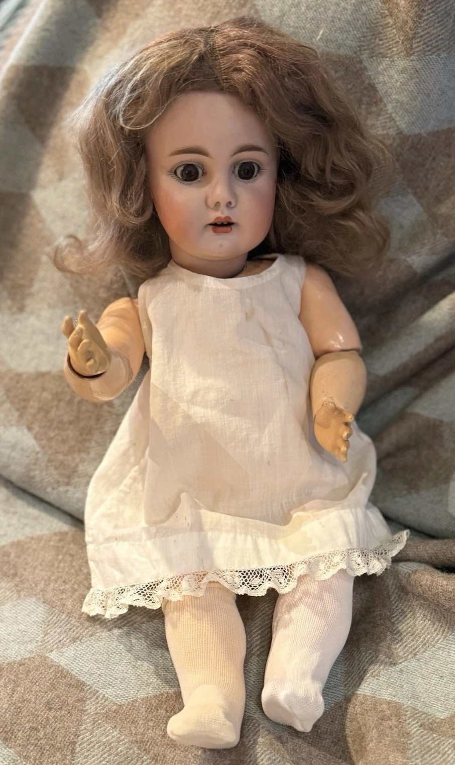 Bähr & Pröschild 204 Bisque Socket Head Character Doll, 15 ” EUC