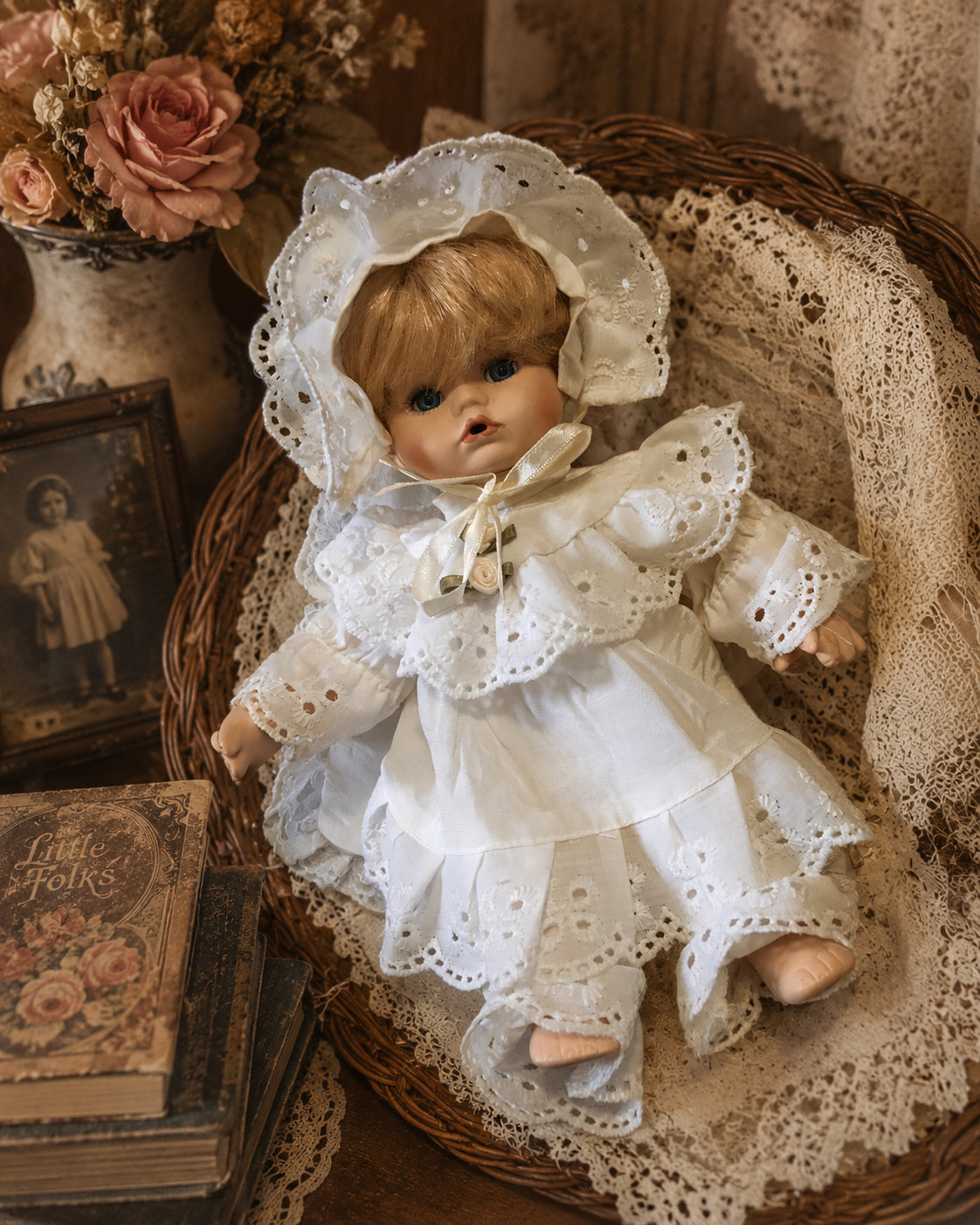 Seymour Mann A Connoisseur Collection Porcelain Doll Baby Bobbi Vintage 1995