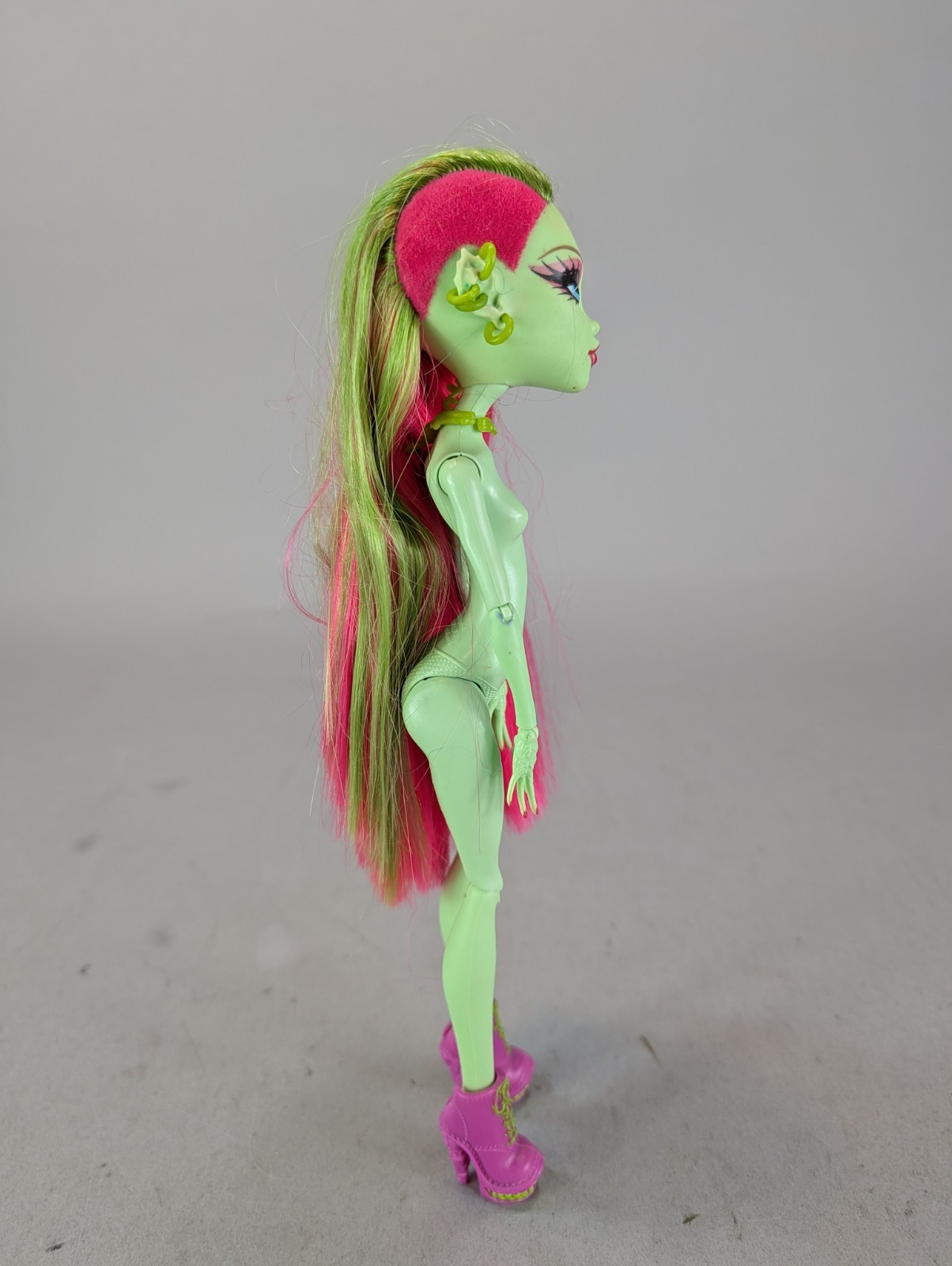 Monster High Signature Venus McFlytrap Doll (2012) – G1 First Edition