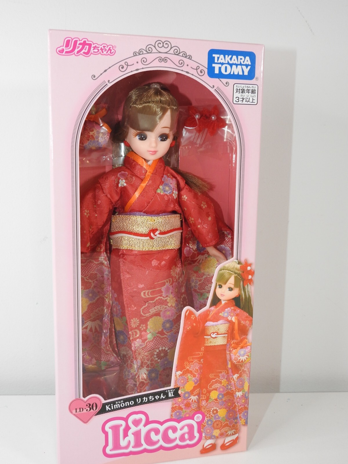 TOMY TAKARA LICCA CHAN DOLL LD-30 KIMONO LICCA CHAN DOLL IN STUNNING RED KOMONO