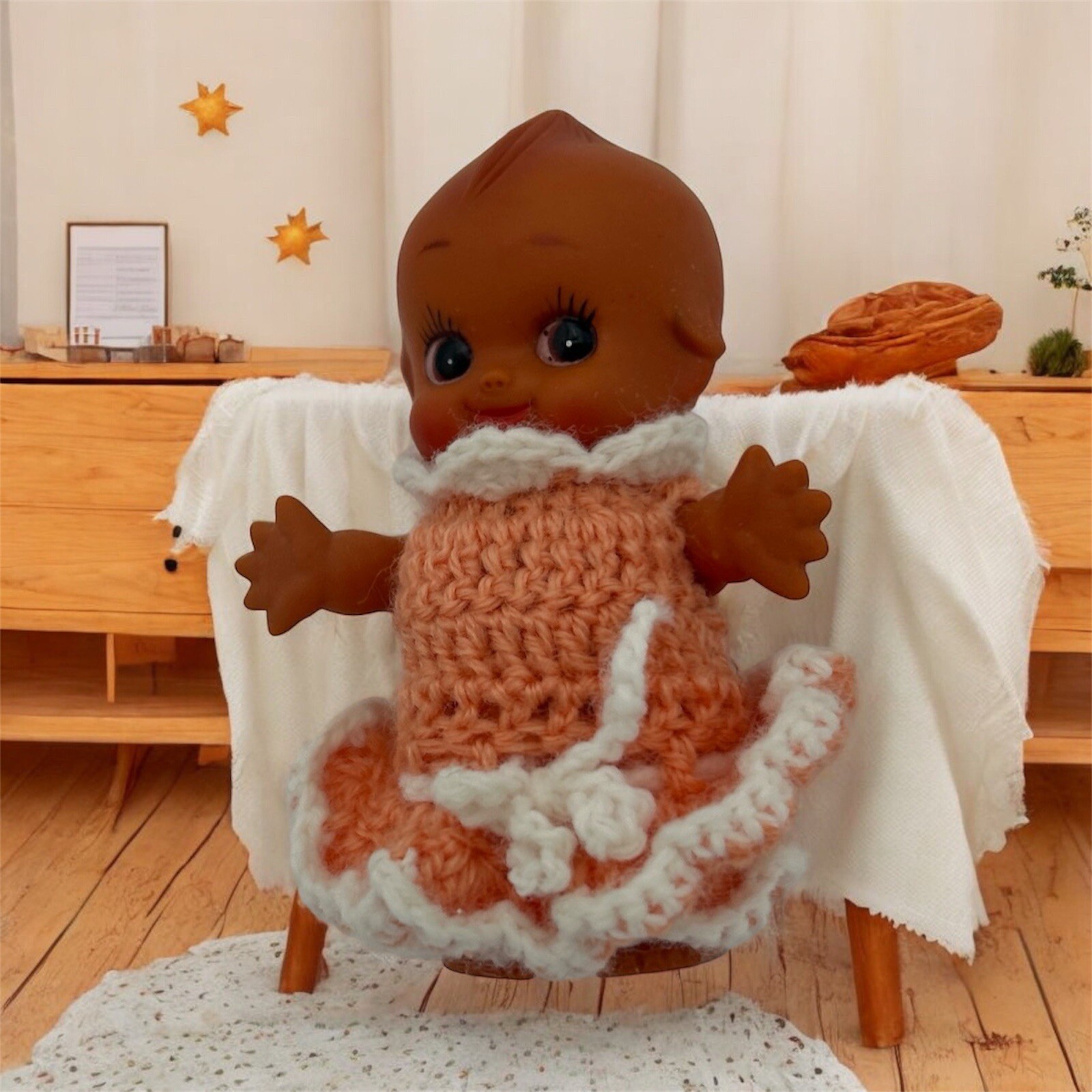 Vintage Rubber Vinyl Kewpie Doll 4.5″ Crocheted Peach Outfit Made in Korea Wings