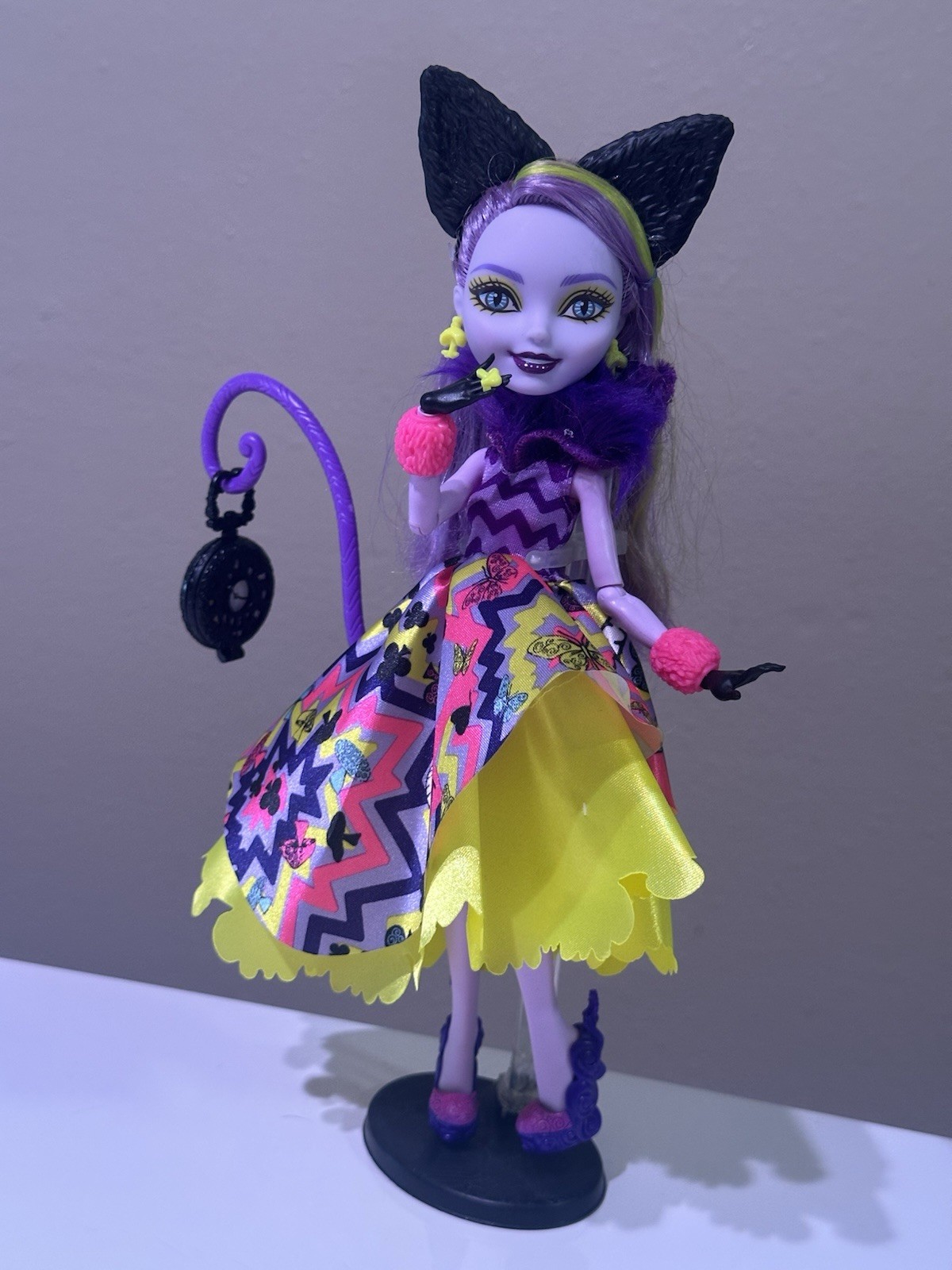 Ever After High Kitty Cheshire Way too Wonderland