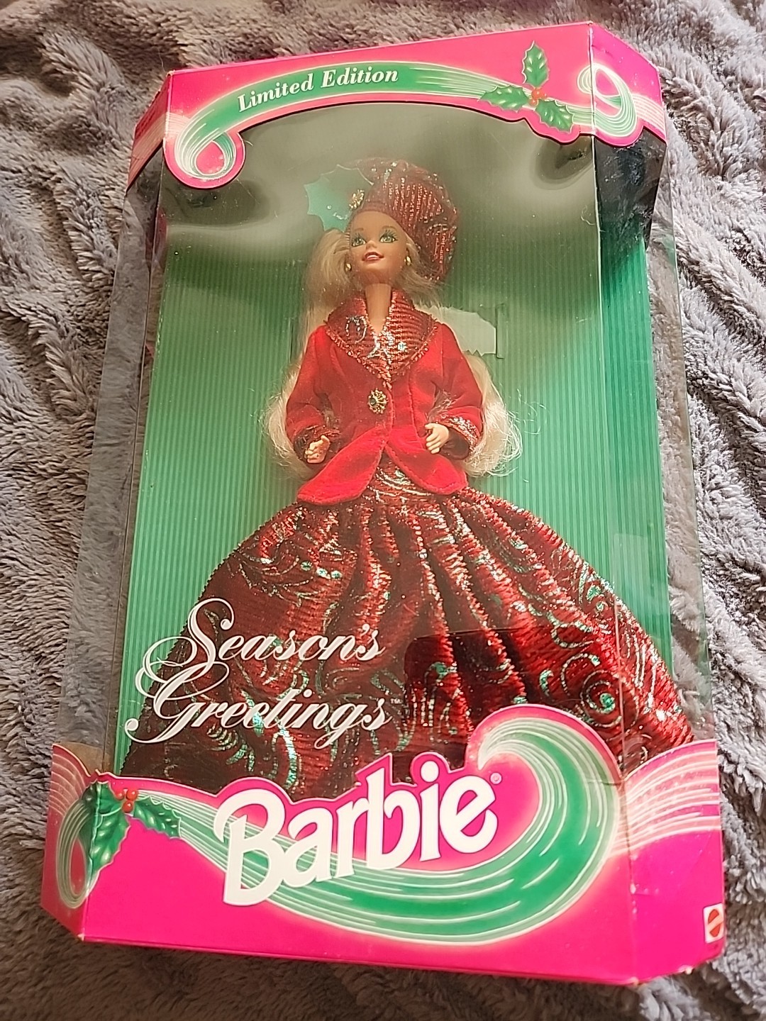 Barbie Season’s Greetings Limited Edition Mattel 1994