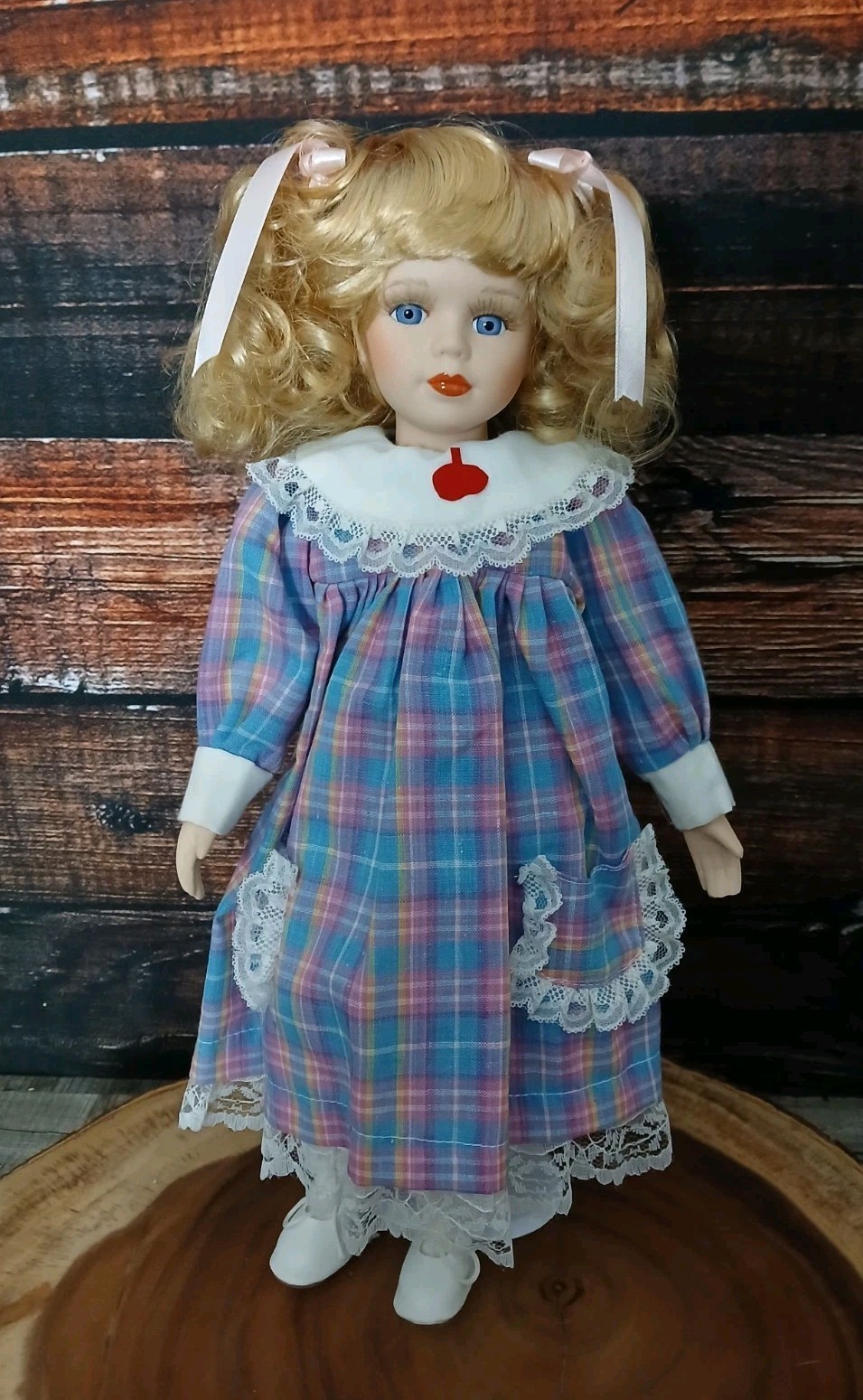 Vintage Porcelain Doll Emerald Collection New In Box With Stand Plaid Blonde