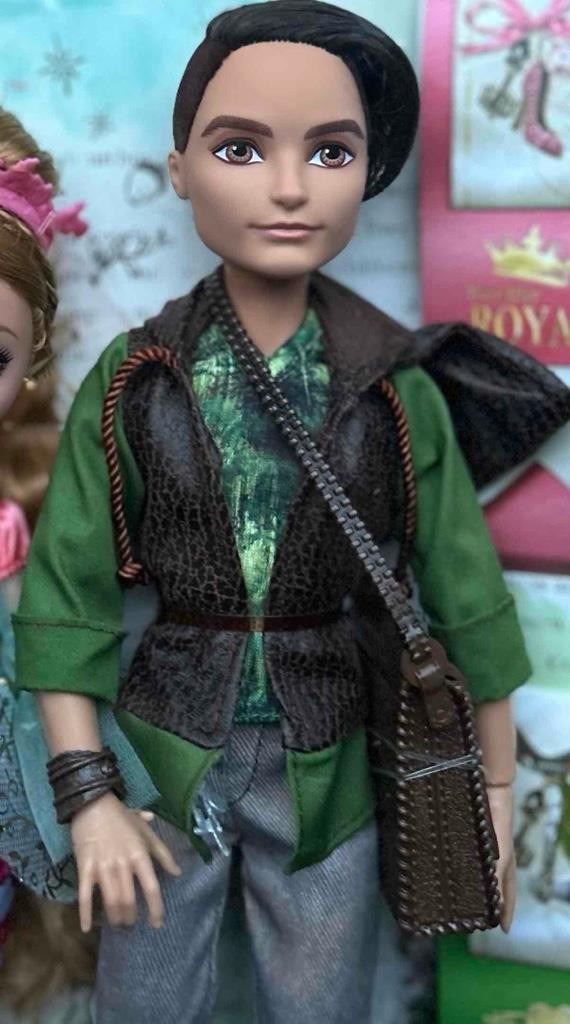 2013 Mattel Ever After High~Ashlynn Ella and Hunter Huntsman Dolls Gift Set~NFRB