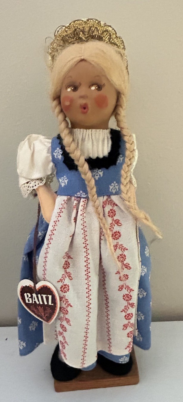 VTG HELGA AUSTRIA ETHNIC CLOTH & PLASTIC BLONDE GIRL BAITZ DOLL