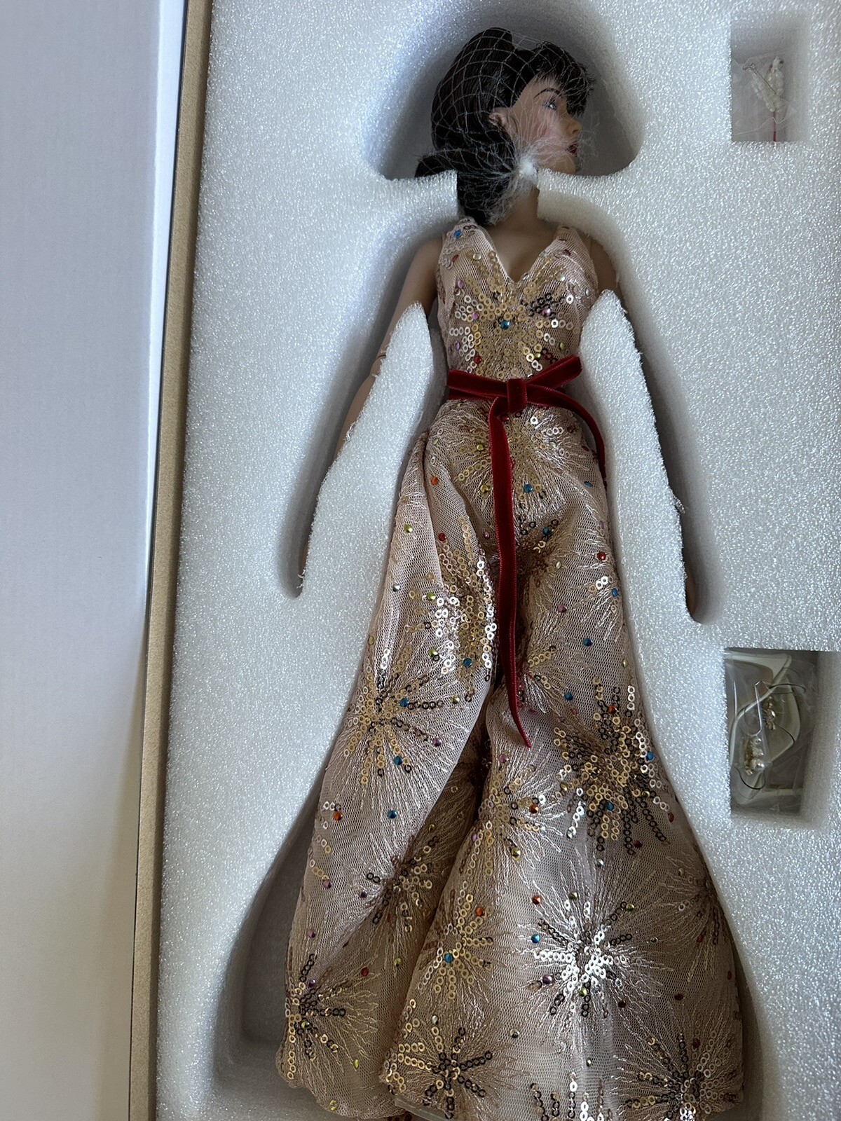 Tonner Celebrating Beautiful Views UFDC 2023 LE Lacie Churchill 16″ Fashion Doll