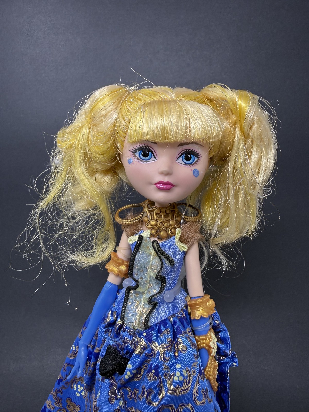 Ever After High Doll Blondie Locks Thronecoming Doll