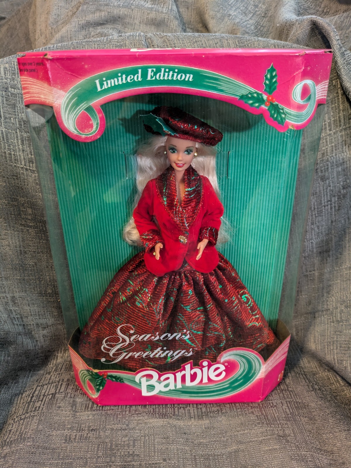 Barbie Doll – Season’s Greetings Special Edition 1994 Vintage #12384 Mattel