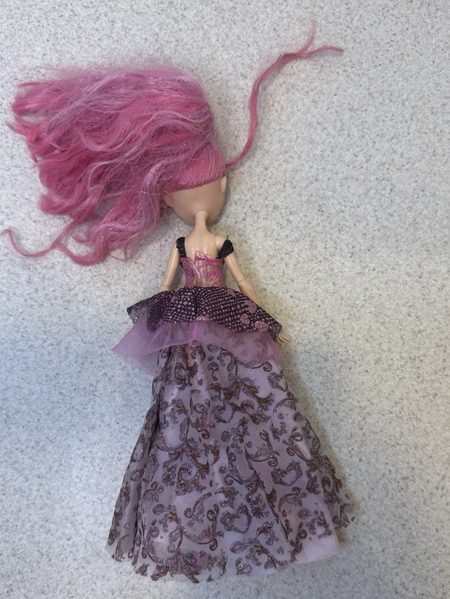 Ever After High C.A. Cupid Thronecoming Doll