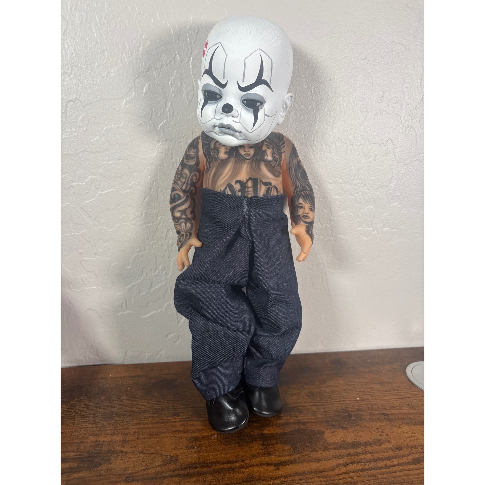 Lil G Chicano Tattooed Clown Doll 12″ Urban Art Vinyl Figure Payaso Mask