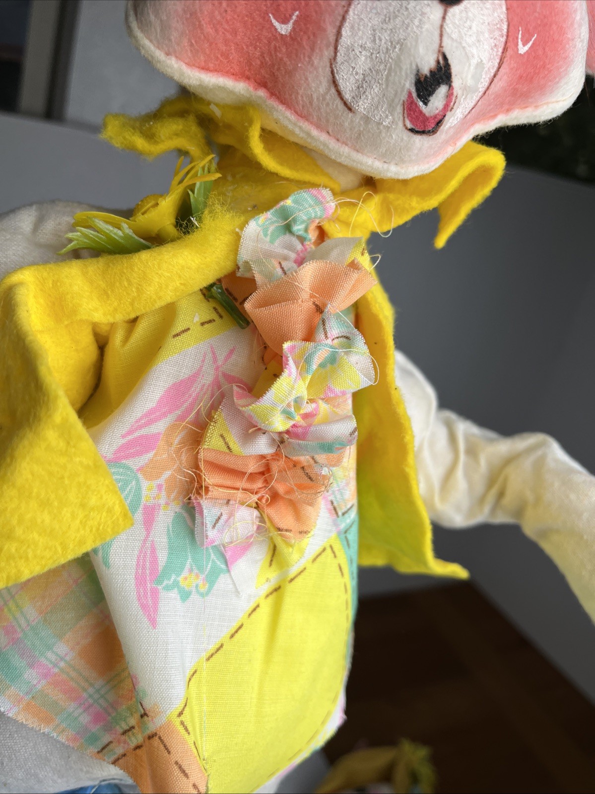 Annalee 1971 Mobiltee Easter Bunny Rabbit Pair Around 20” Inch Tall VERY RARE