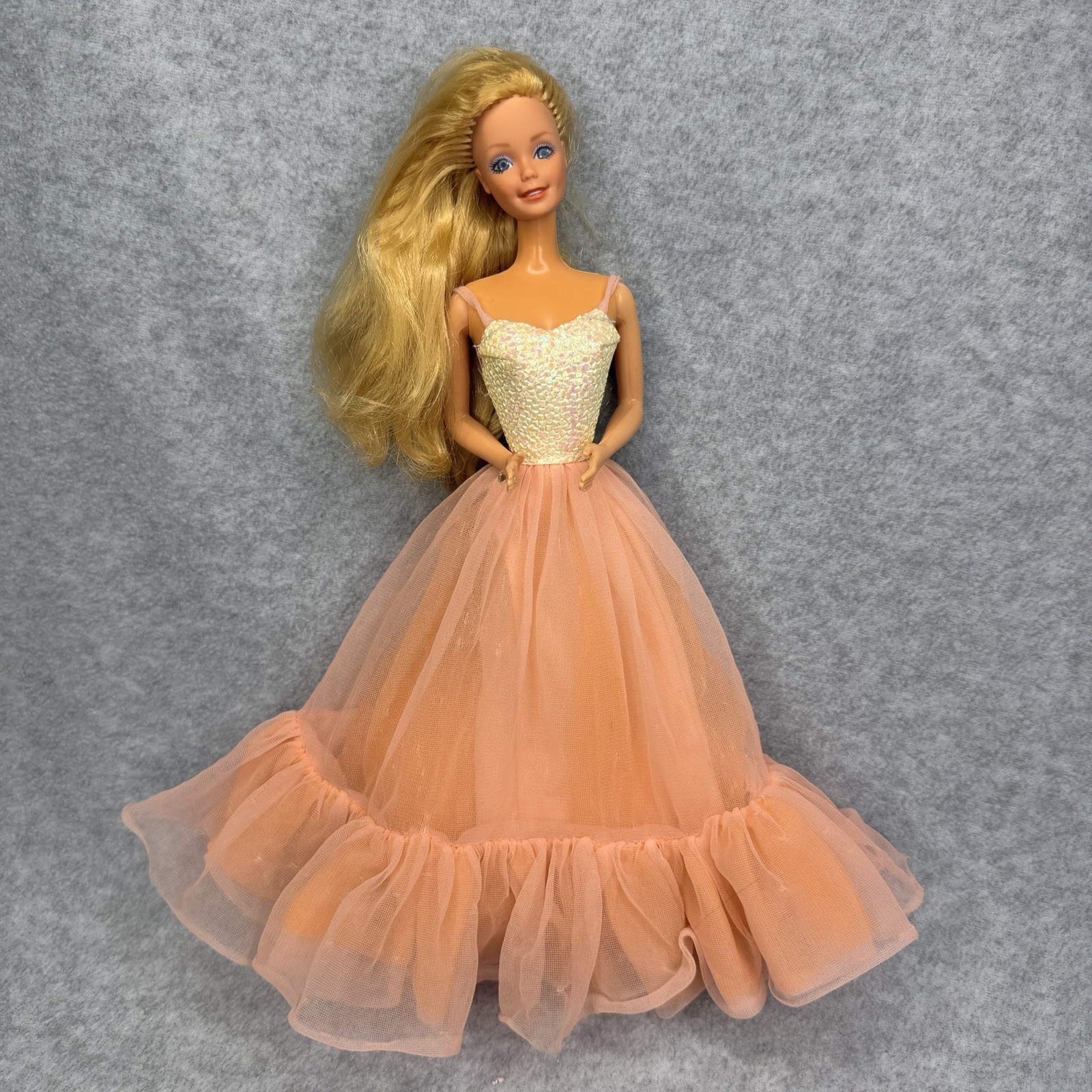 Vintage 1984 Peaches ’n Cream Barbie #7926 Mattel Doll & Dress 80s