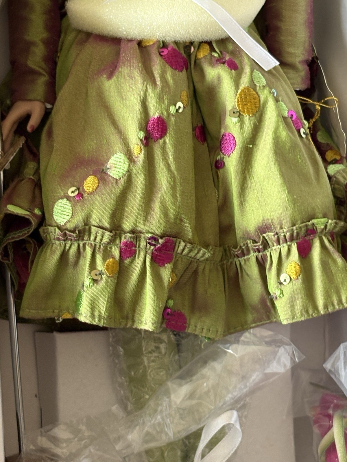 Ellowyne Wilde BITTER GREEN 2006 Dressed Doll by Tonner LE1000_011-106_NRFB