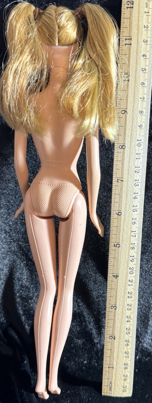 Dark Honey Blonde/Brown Eyes-Teresa-Knees bend-Nude for OOAK-A-3