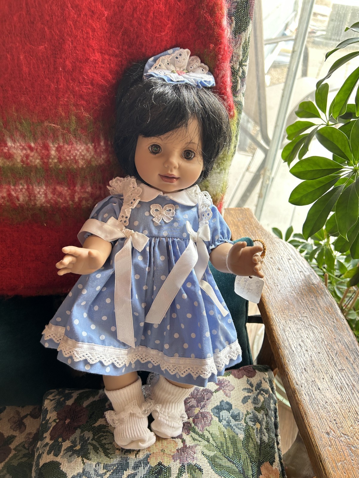 Vintage 1995 PLAYMATES BABY SO BEAUTIFUL 14″ DOLL Brunette Girl Blue Eyes