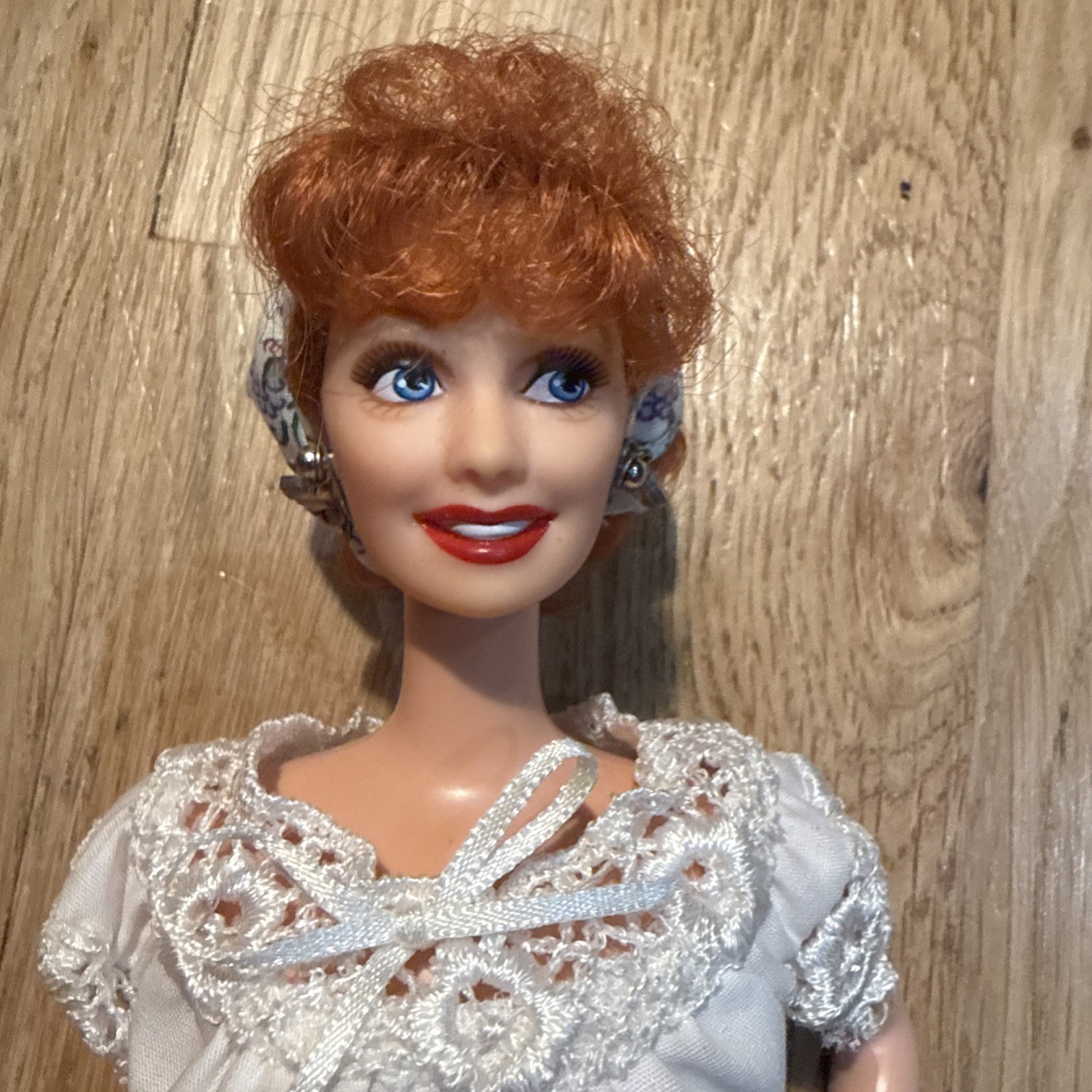 1999 I LOVE LUCY Barbie Doll Lucy’s Itallian Movie Episode