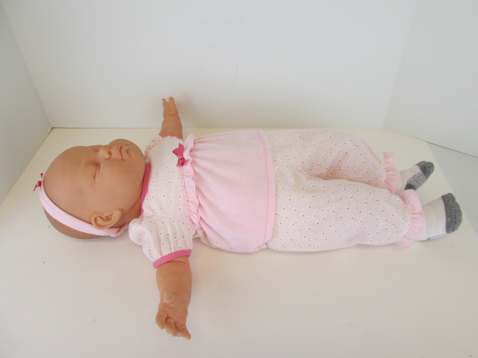 Vintage Berjusa JC Toys Sleeping Baby Doll Realistic Lifesize Vinyl 21 in