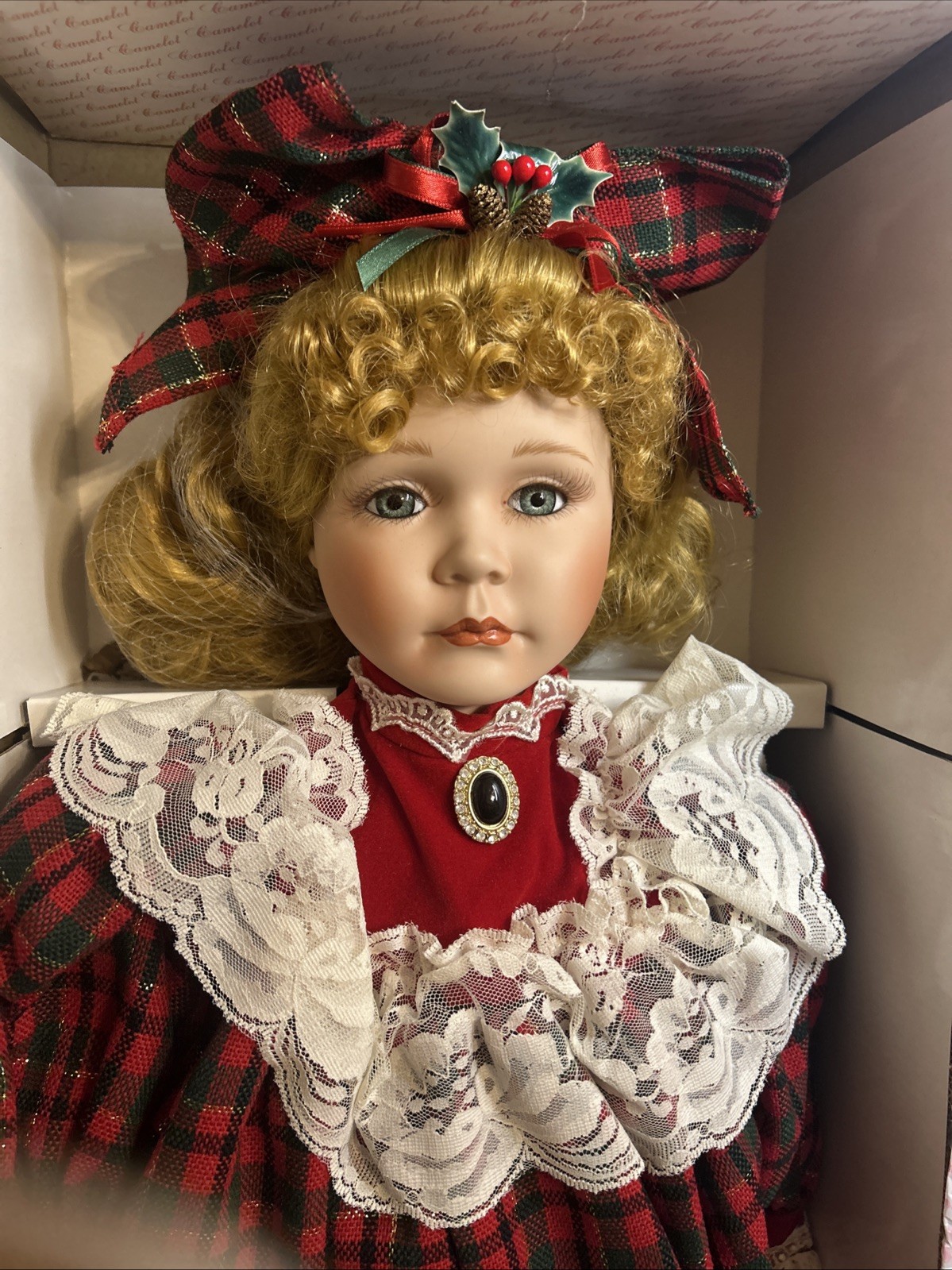 Authentic Camelot Handcrafted Doll – Holly / Porcelain / 24″ W Stand & Cert