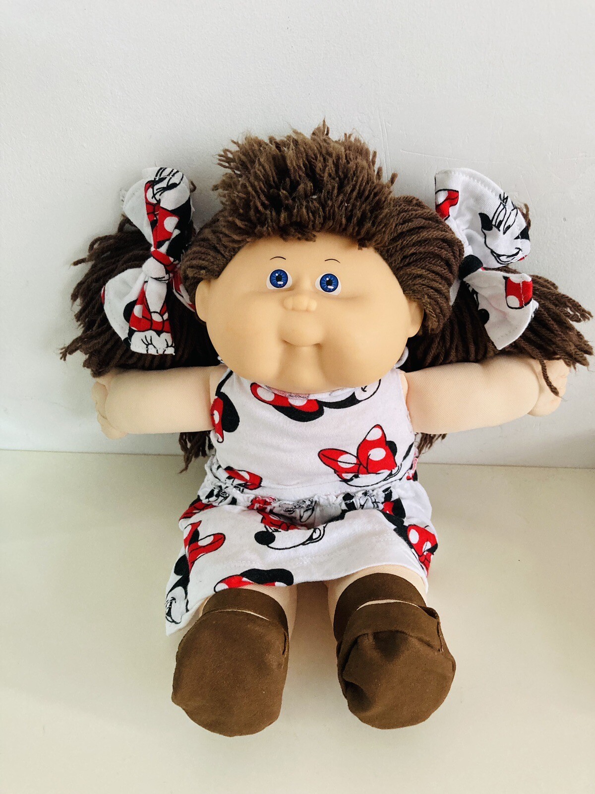 Cabbage Patch Doll Girl Xavier Roberts Brown Hair Blue Eyes