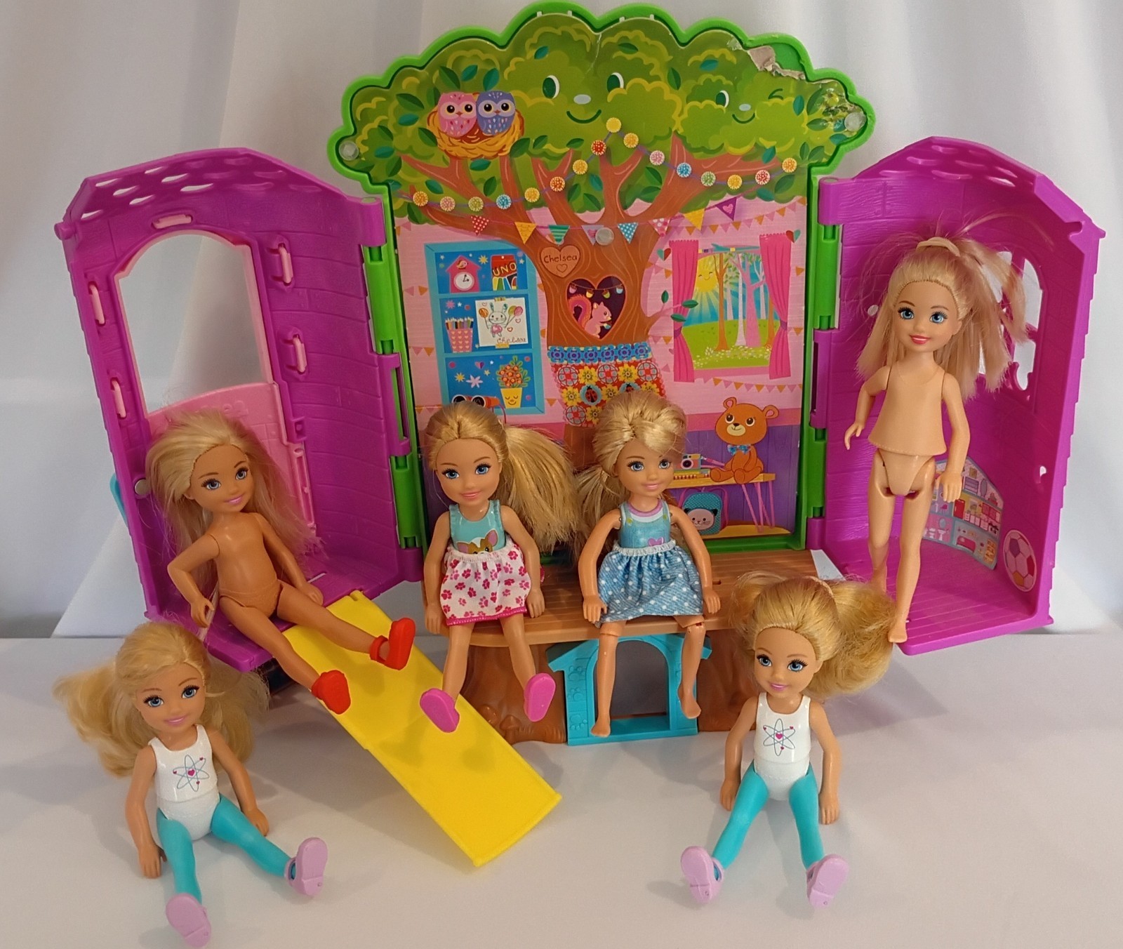 Barbie Chelsea Treehouse Playset Lot With SIX Dolls See Description