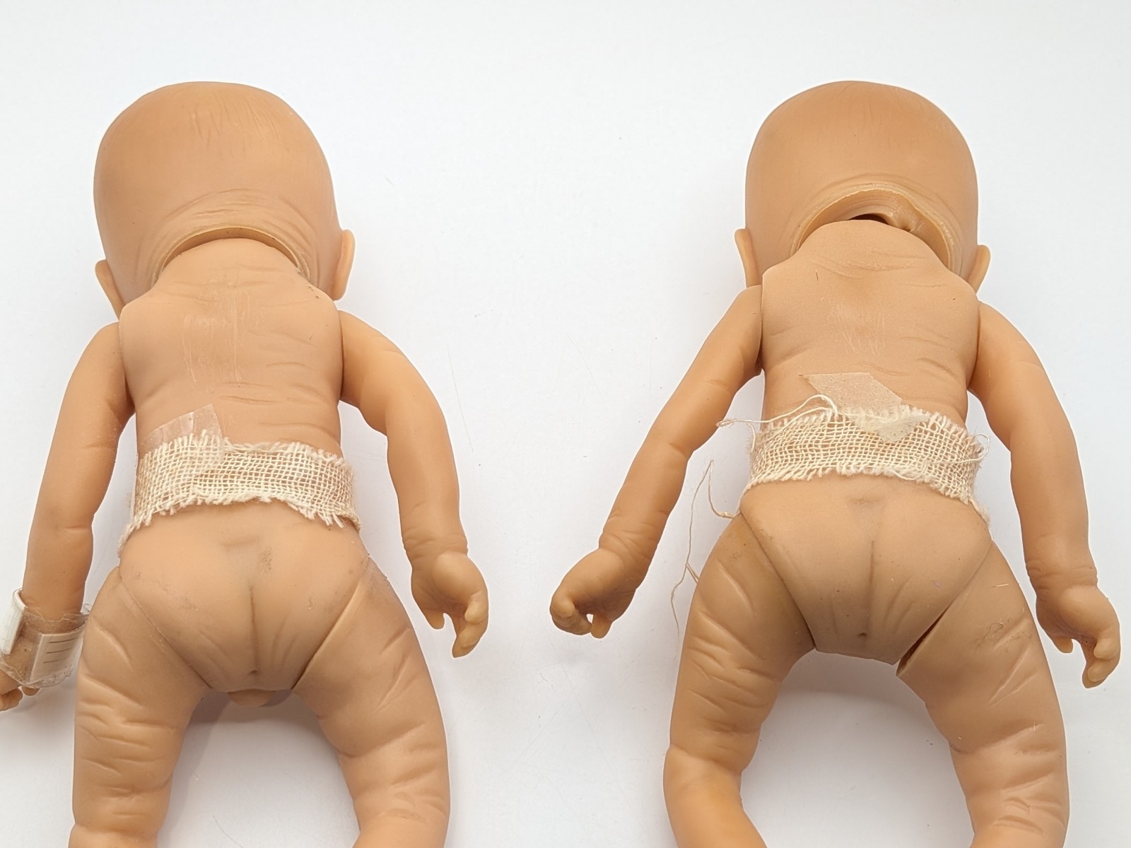 Vtg Realistic Anatomically Correct Twin Newborn Baby Dolls Boy & Girl 7″