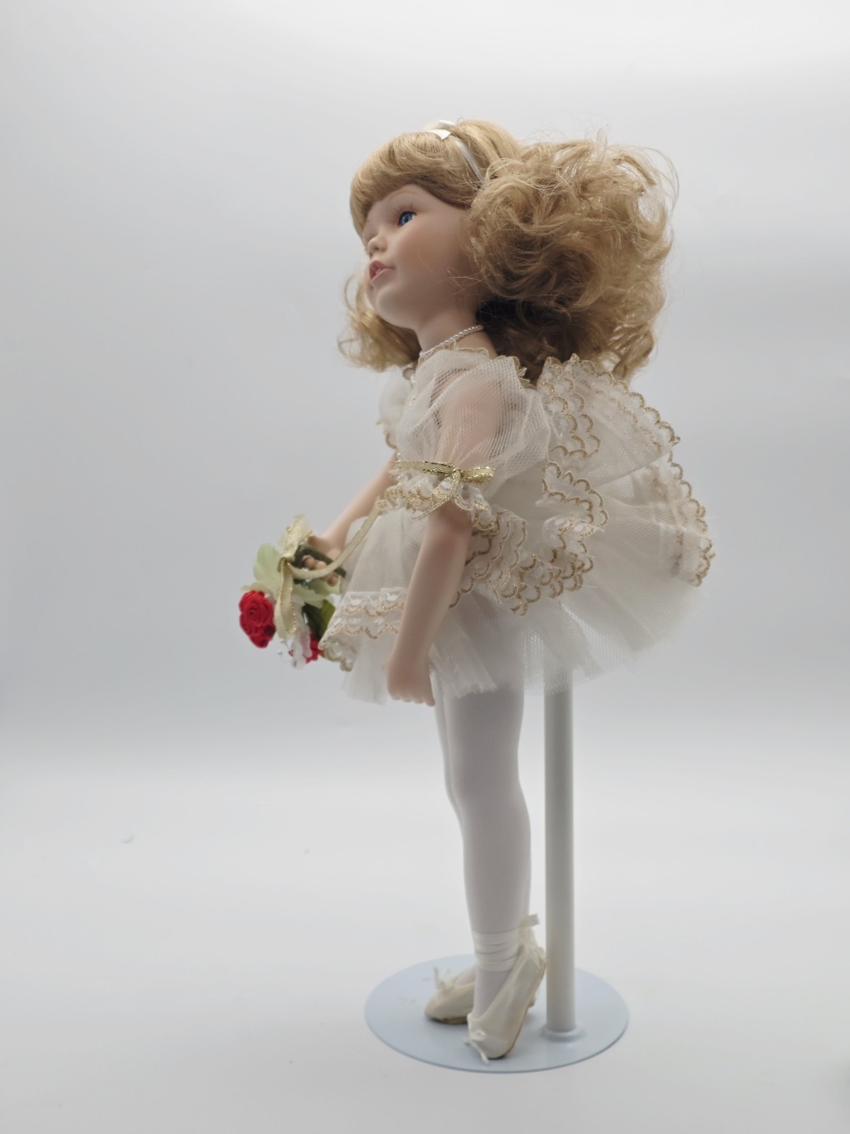 Julia porcelain 1992 Ballet Dancer Doll by Susan Wakeen Ballerina Collectible